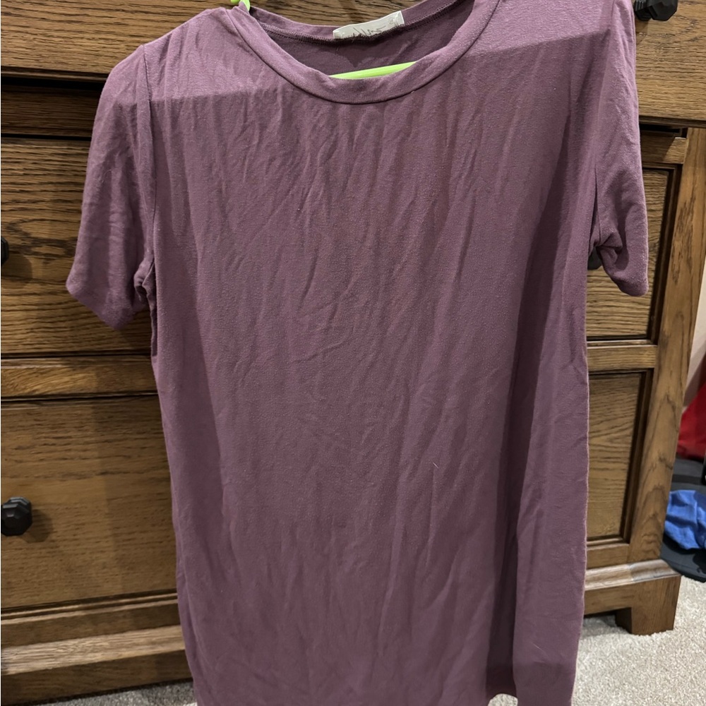 Hello MIZ women’s Short Sleeve Tee in Mauve